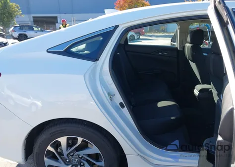 2017 Honda Civic Ex z USA, uszkodzony, nr VIN 19XFC2F71HE227265